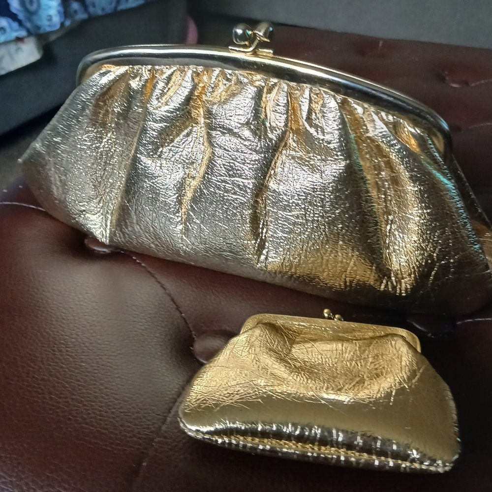 Gold Metallic Crinkle Leather Set! Bag/Coin Purse Kissloc Excellent Condition